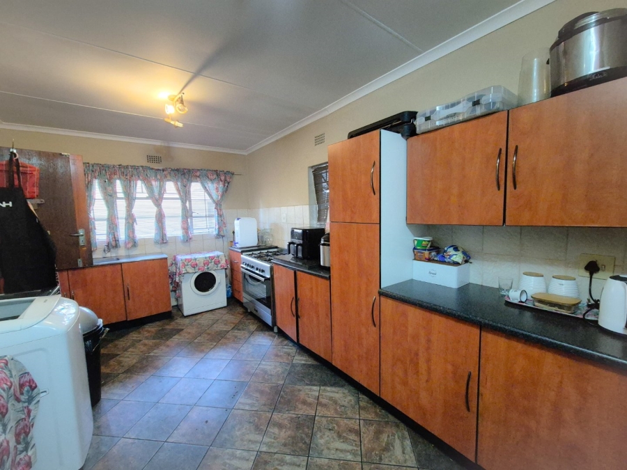 4 Bedroom Property for Sale in Vaalpark Free State